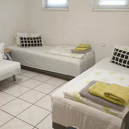 2-zimmerwohnung * Berlin